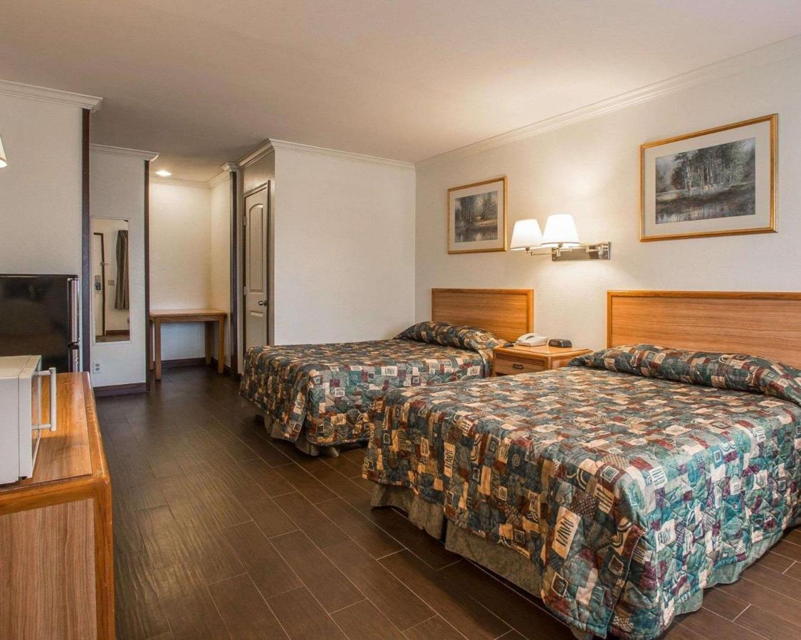 Palm Inn Hotel Near Tyler Mall Riverside Ngoại thất bức ảnh